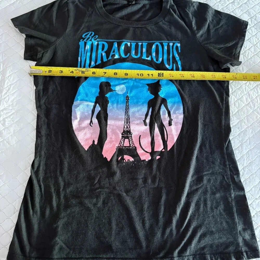 Hot Topic T-shirt Miraculous: Tales Of Ladybug & Cat Noir Eiffel Tower Silhouett